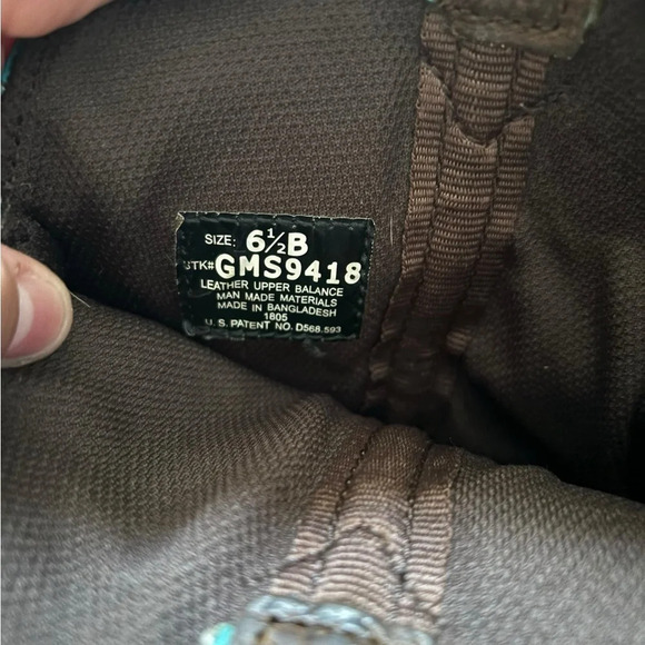 Justin Woman’s Gypsy Floral brown with turquoise accents, round toe, size 6.5 - Picture 2 of 6